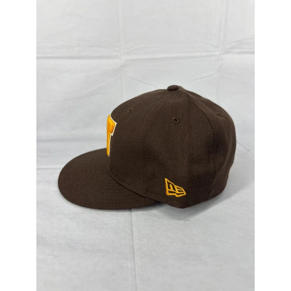 Wyoming Cowboys 59FIFTY Fitted Baseball Hat Cap Mens Brown 7 1/4 NWT New Era